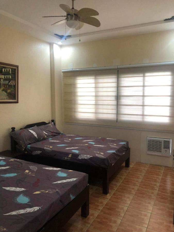 Tagaytay Bnr Guesthouse 4Br With Balcony 12-14 Guest Tagaytay City Bagian luar foto